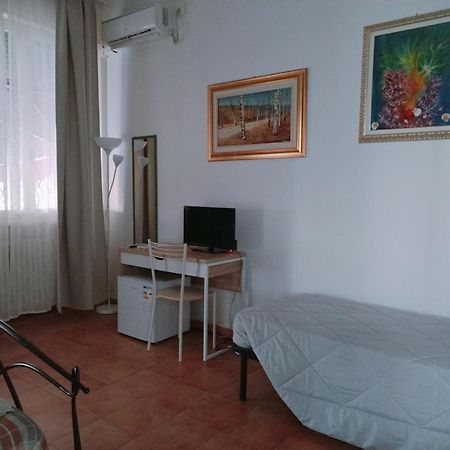 B&B Le Muse Ferrara Eksteriør billede